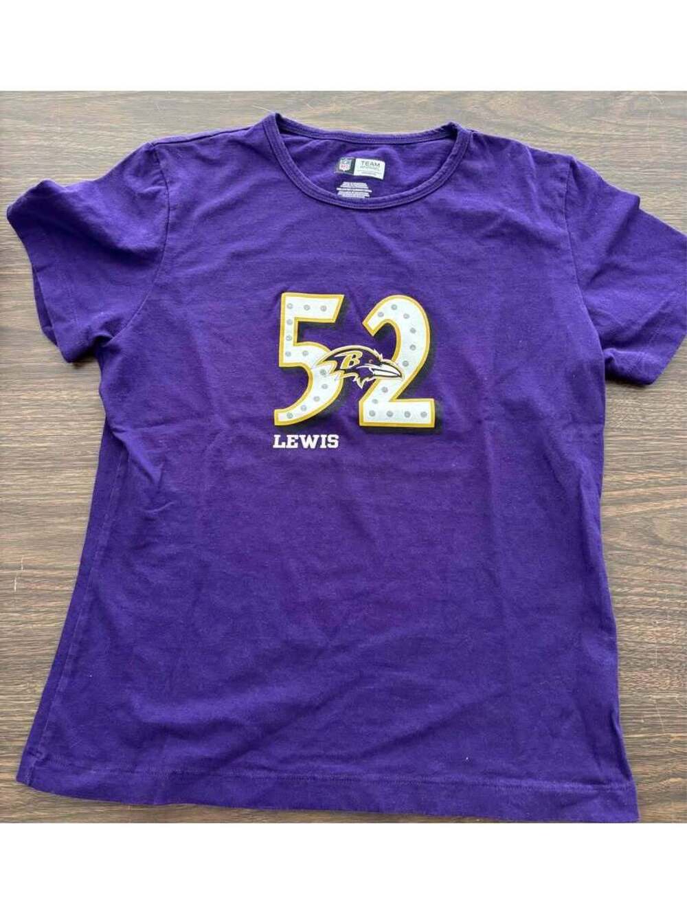 NFL Team Apparel Baltimore Ravens Ray Lewis #52 Women's Large T-Shirt